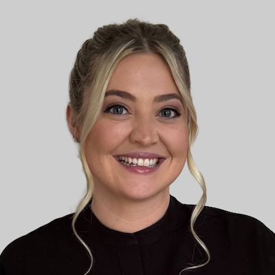 Noelle Zampino photo