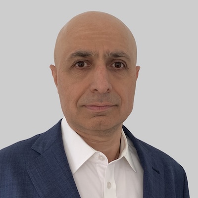 Oz Karahan photo